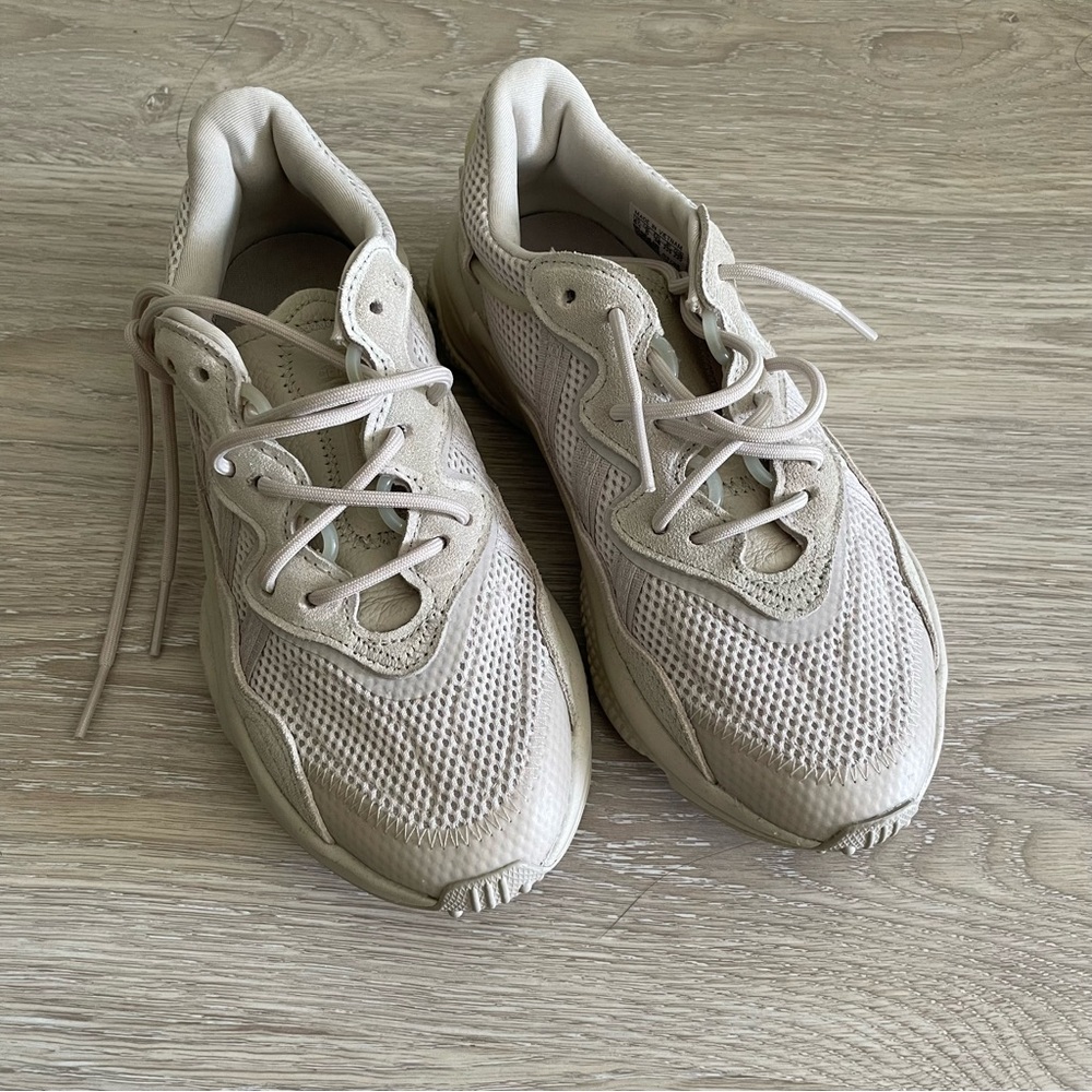 Adidas Ozweego Sneakers
